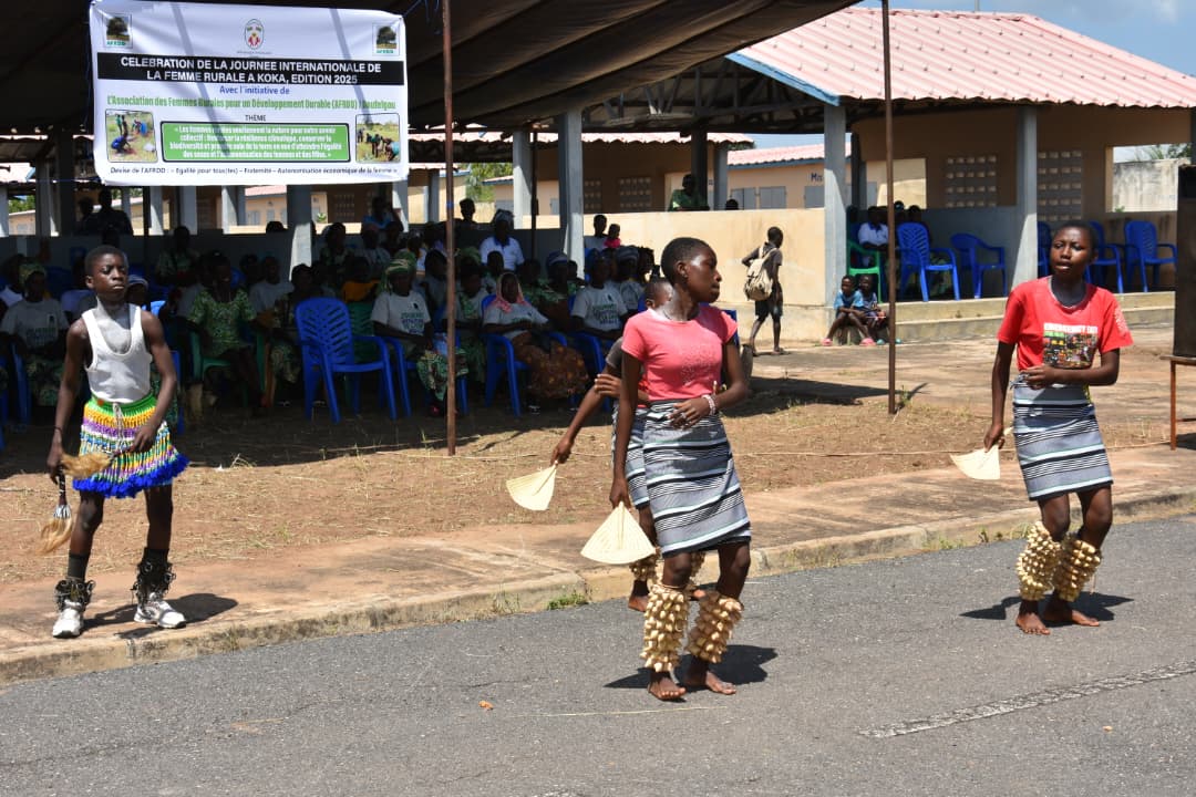 Sensibilisation et remerciement des participants à la célébration